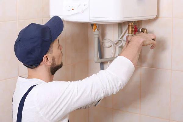 DIY vs. Professional Water Heater Service in Oran