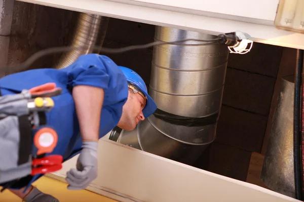 Exploring HVAC Contractors’ Services for Commercial Properties